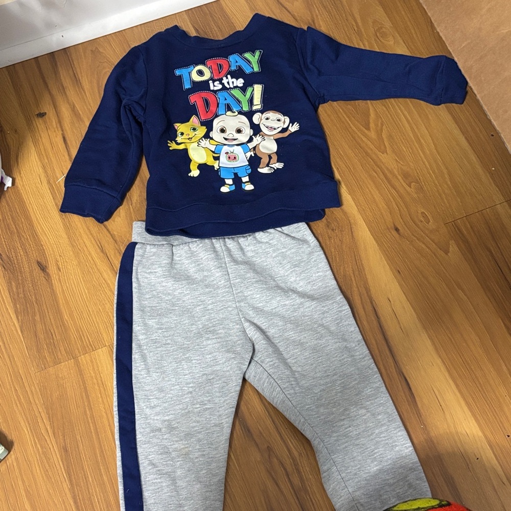 Coco melon Blue and Gray Kids' Graphic Sweatshirt and Pants Set